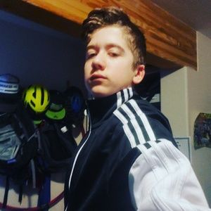 Meet your Posher, Eli